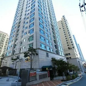 Big Party House 아파트